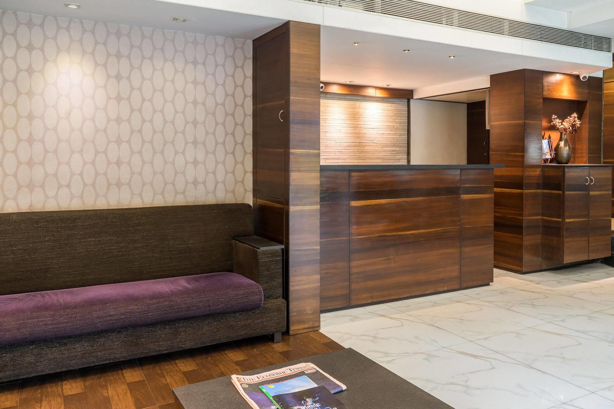 Treebo Trend Sahara Hotel Пюн Екстериор снимка